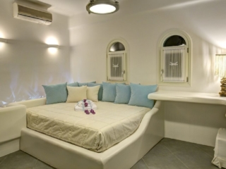 paros luxury villas
